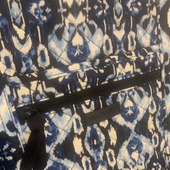 VERA BRADLEY High Performance Tote NEW - Picture 3 of 5